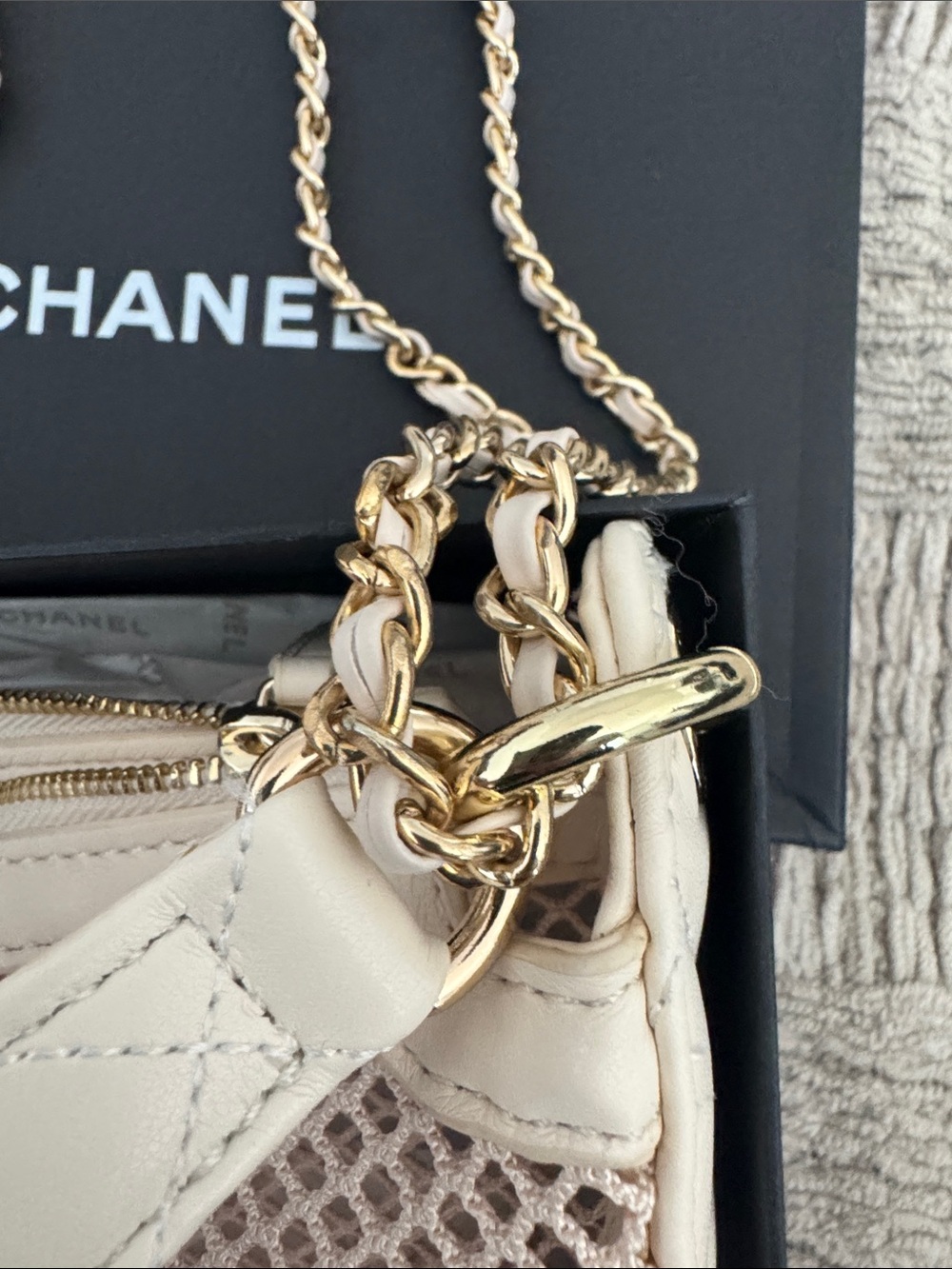 GWP Beige Mesh Half-Moon Chain Shoulder Bag - Picture 5 of 9